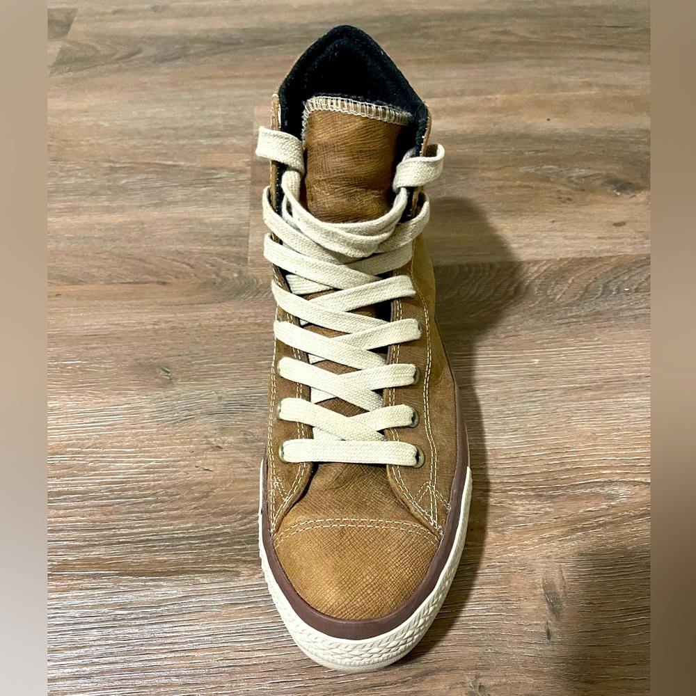 Converse Sneakers